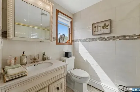 54 William Street North Arlington NJ 07031