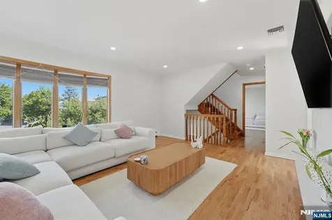 54 William Street North Arlington NJ 07031