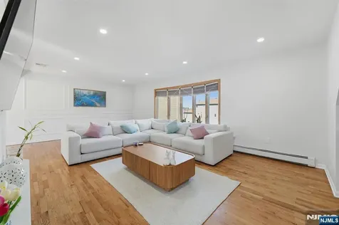 54 William Street North Arlington NJ 07031