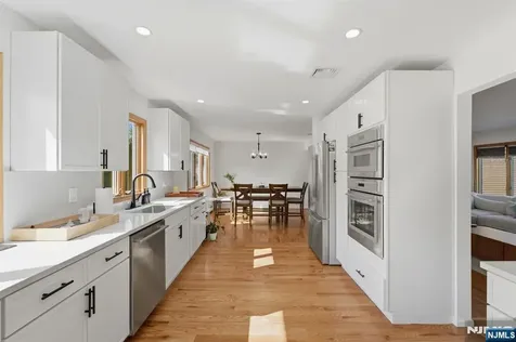 54 William Street North Arlington NJ 07031