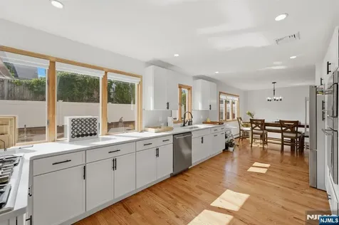 54 William Street North Arlington NJ 07031