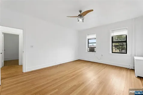 303 Hamilton Place Hackensack NJ 07601