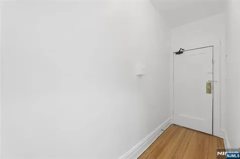 303 Hamilton Place Hackensack NJ 07601