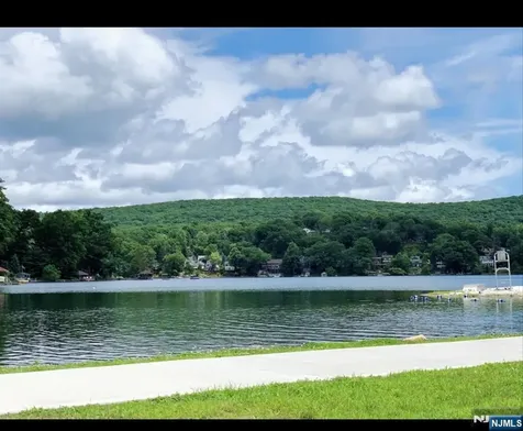 43 Bellot Road Ringwood NJ 07456