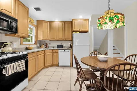 23 Ridge Court Cedar Grove NJ 07009