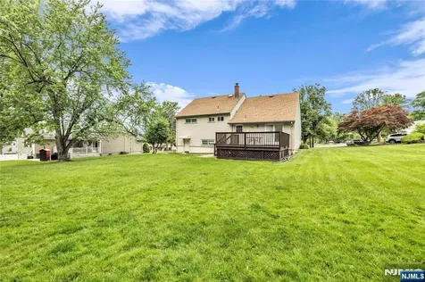 23 Ridge Court Cedar Grove NJ 07009
