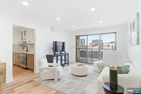 610 Anderson Avenue Cliffside Park NJ 07010