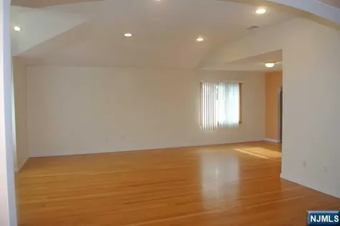 69 Summit Avenue Elmwood Park NJ 07407