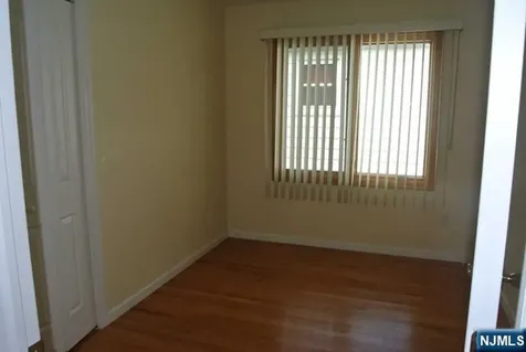 69 Summit Avenue Elmwood Park NJ 07407