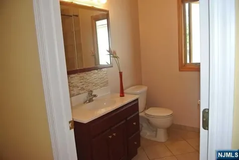 69 Summit Avenue Elmwood Park NJ 07407