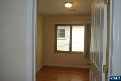 69 Summit Avenue Elmwood Park NJ 07407