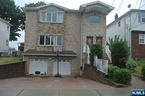 69 Summit Avenue Elmwood Park NJ 07407