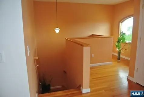 69 Summit Avenue Elmwood Park NJ 07407