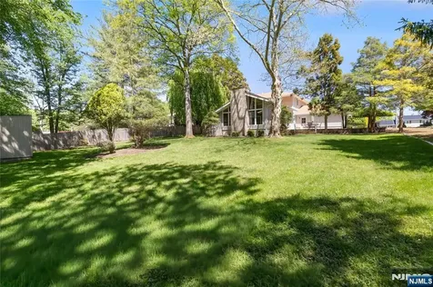 25 Maria Drive Hillsdale NJ 07642