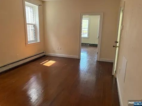 94 Elm Road Newark NJ 07105