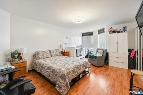 320 Anderson Avenue Fairview NJ 07022