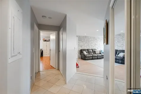 320 Anderson Avenue Fairview NJ 07022