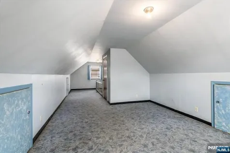364 Roosevelt Avenue Lyndhurst NJ 07071