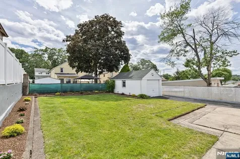 364 Roosevelt Avenue Lyndhurst NJ 07071
