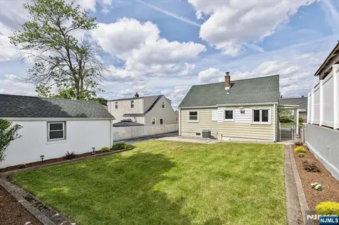 364 Roosevelt Avenue Lyndhurst NJ 07071