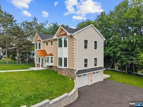 418 East Avenue Northvale NJ 07647