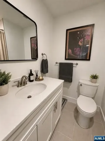 25 Richards Road Hopatcong NJ 07843