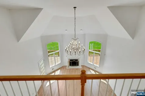 210 Woodmere Court Franklin Lakes NJ 07417