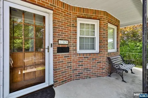 209 Washington Avenue Rutherford NJ 07070