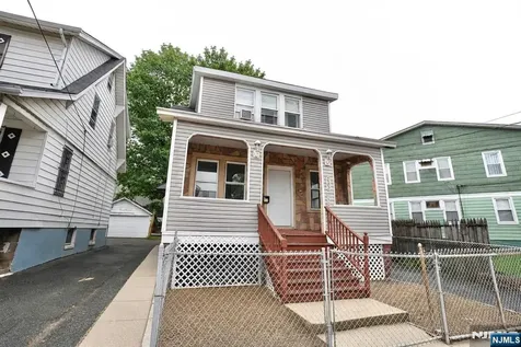 240-242 Sunset Avenue Newark NJ 07106