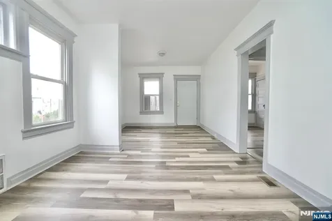 240-242 Sunset Avenue Newark NJ 07106