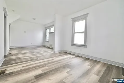 240-242 Sunset Avenue Newark NJ 07106