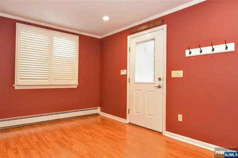 24 Maple Avenue Waldwick NJ 07463