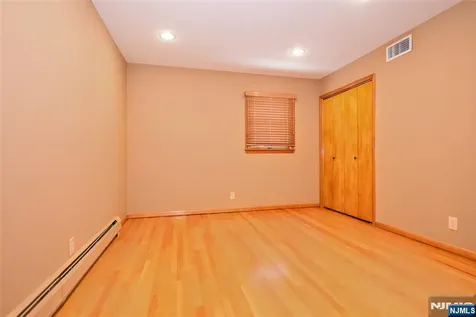 24 Maple Avenue Waldwick NJ 07463