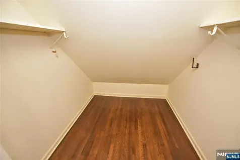 24 Maple Avenue Waldwick NJ 07463
