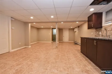 24 Maple Avenue Waldwick NJ 07463