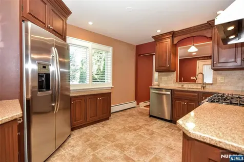24 Maple Avenue Waldwick NJ 07463