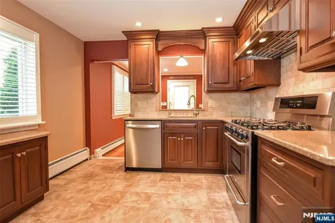 24 Maple Avenue Waldwick NJ 07463