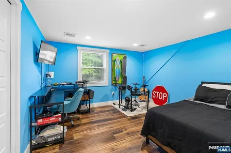 55 Cripplebush Old Tappan NJ 07675