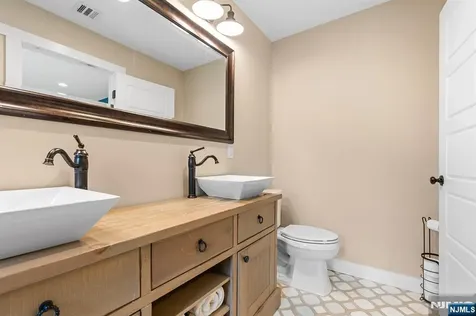 55 Cripplebush Old Tappan NJ 07675