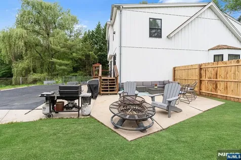 55 Cripplebush Old Tappan NJ 07675