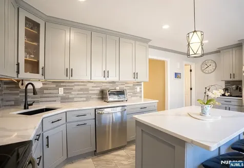 575 Grove Clifton NJ 07013