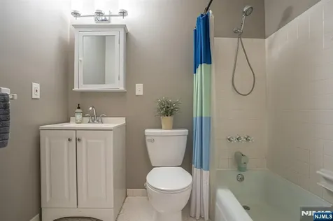575 Grove Clifton NJ 07013
