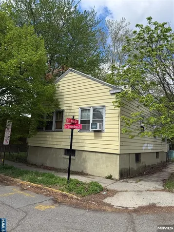 39 Columbus Street Bloomfield NJ 07003