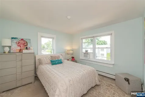 118 Hamilton Avenue Hasbrouck Heights NJ 07604
