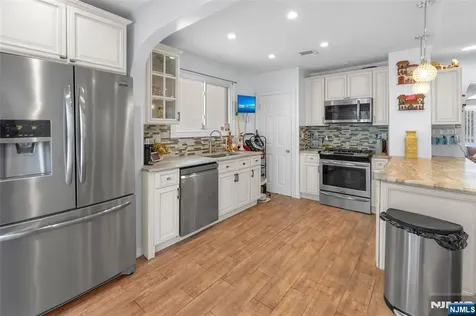56 Ridgefield Avenue Ridgefield Park NJ 07660
