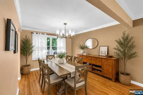 31 Monhegan Avenue Wayne NJ 07470