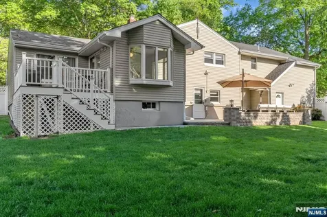 31 Monhegan Avenue Wayne NJ 07470