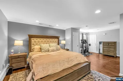 31 Monhegan Avenue Wayne NJ 07470