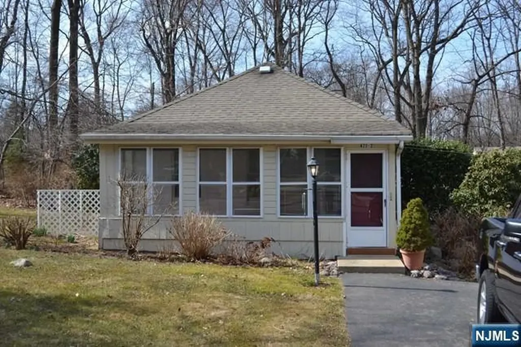 471 Sicomac Avenue Wyckoff NJ 07481