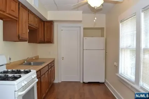471 Sicomac Avenue Wyckoff NJ 07481